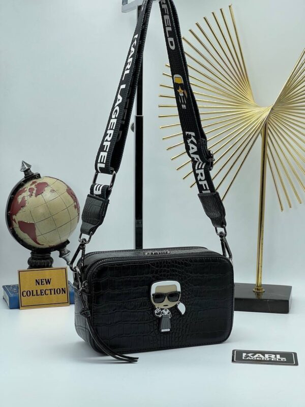 KARL LAGERFELD KUTU 💫🇩🇪
SİZE ➡️ 20/12CM ✨