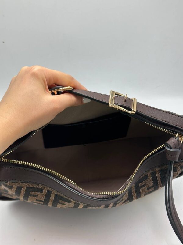 FENDİ NEW BAG  🇮🇹💫
SIZE ➡️ 19/31CM ✨ - Image 2