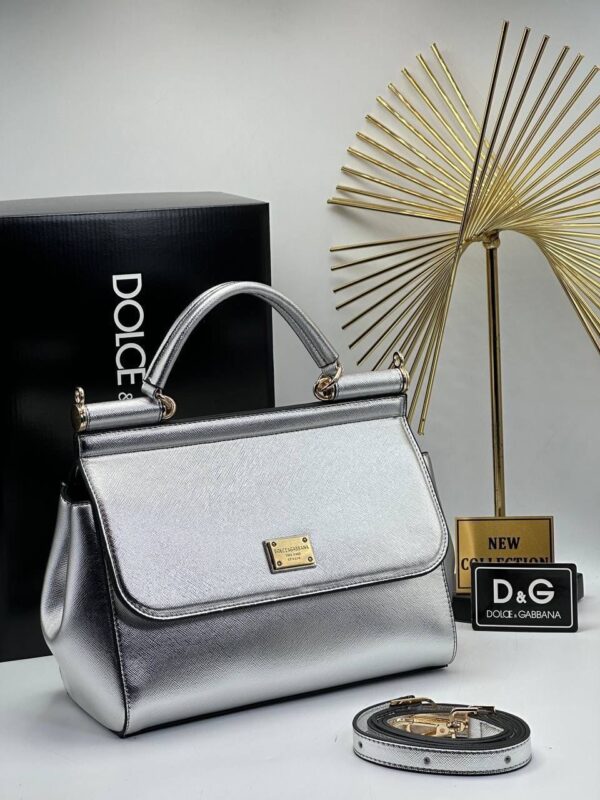 DOLCE GABBANA NEW BAG 🇮🇹✅
SIZE➡️ ✨22/27CM✨