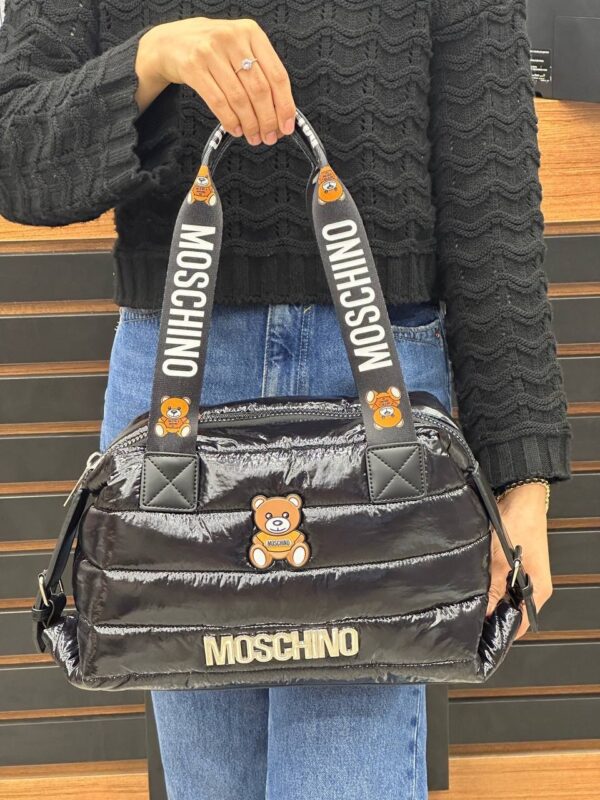 MOSCHINO NEW BAG ✅
SIZE➡️  29/50CM✨